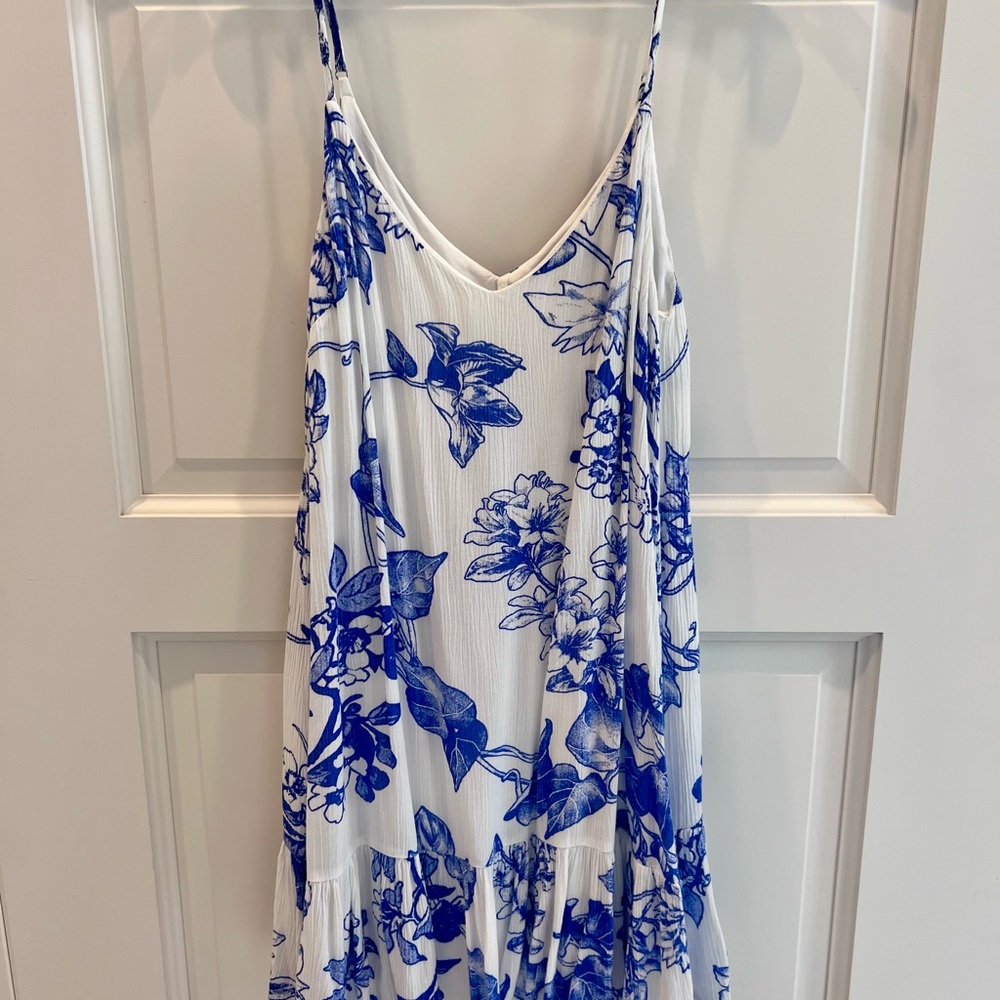 Lulu's White and Blue Floral Dress